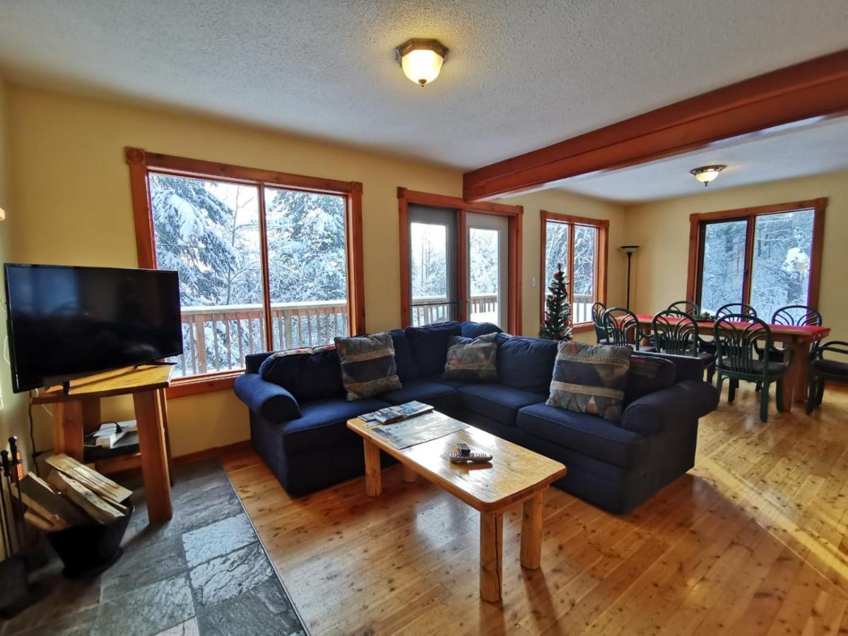 Alpine Meadows Lodge Golden Εξωτερικό φωτογραφία