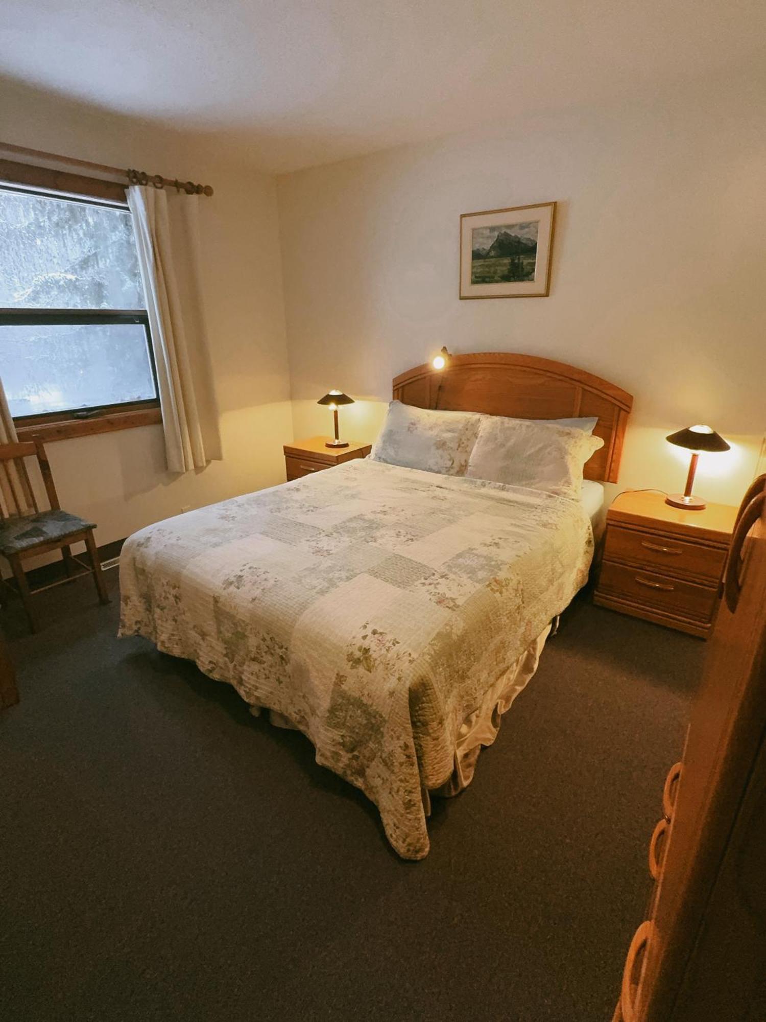 Alpine Meadows Lodge Golden Εξωτερικό φωτογραφία