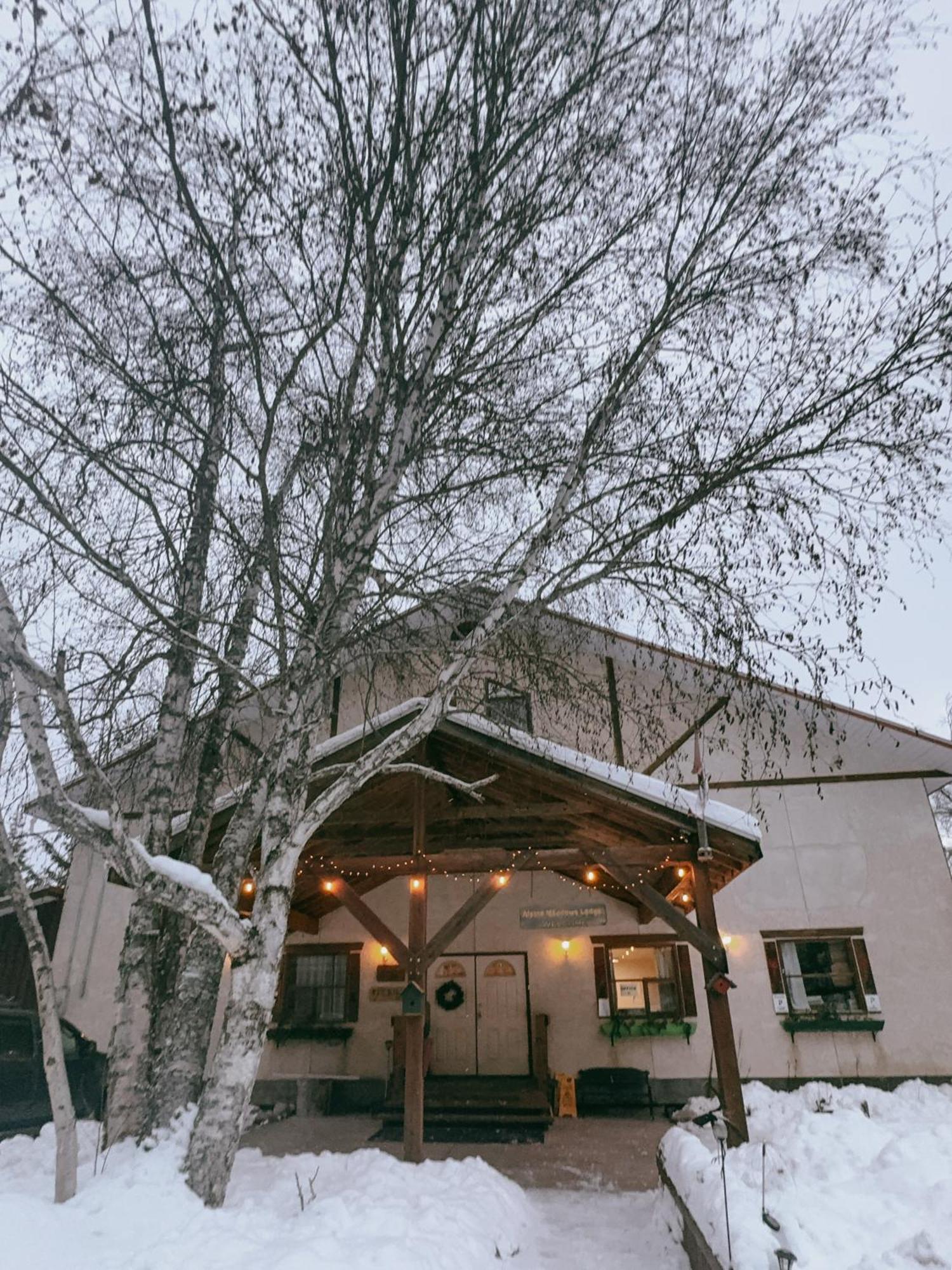 Alpine Meadows Lodge Golden Εξωτερικό φωτογραφία