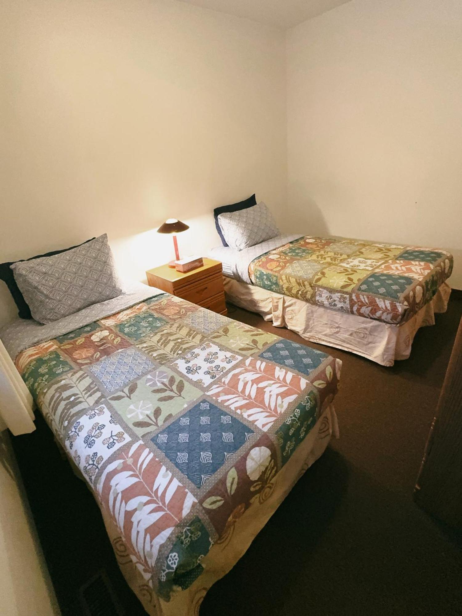Alpine Meadows Lodge Golden Εξωτερικό φωτογραφία