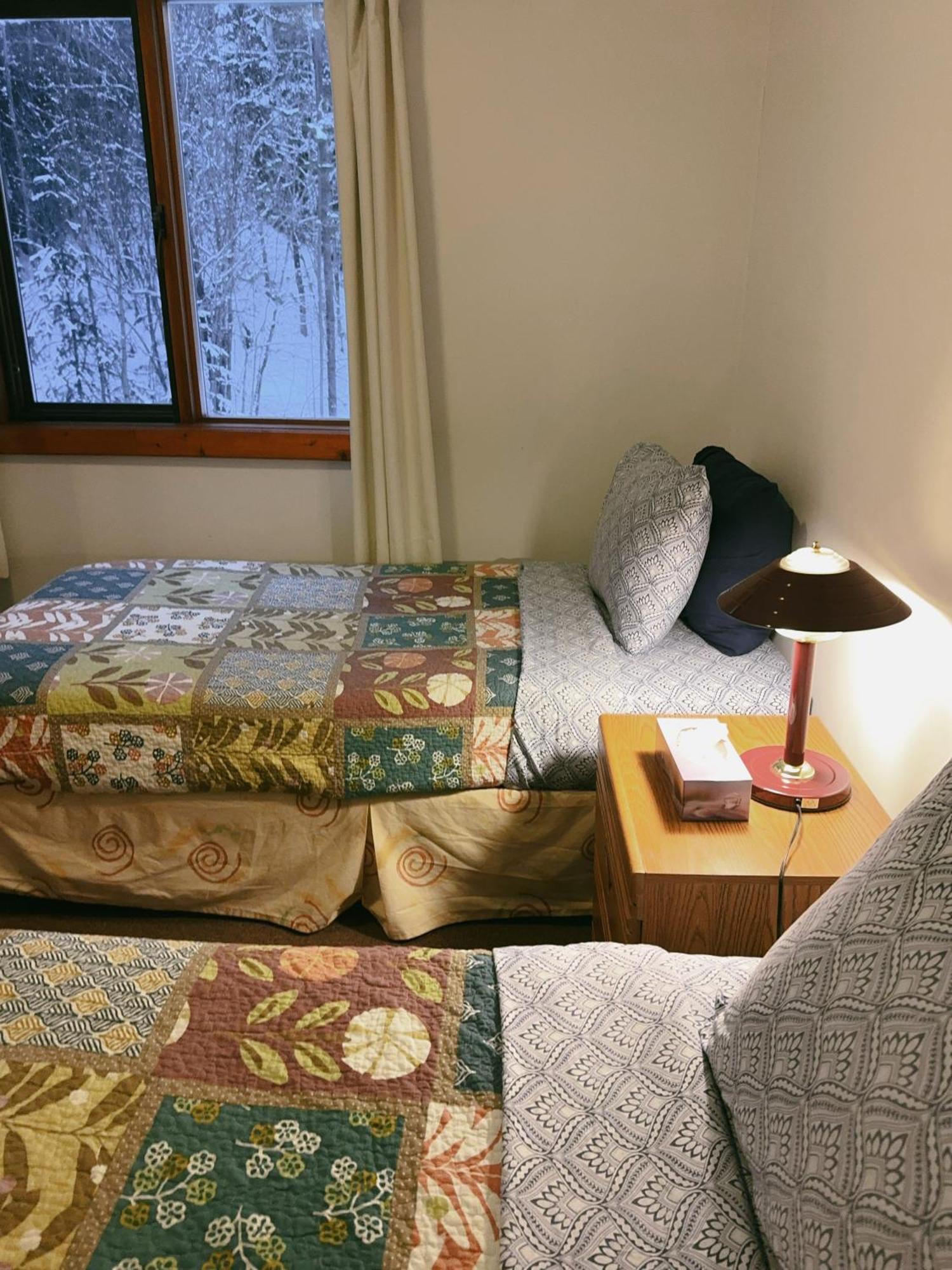 Alpine Meadows Lodge Golden Εξωτερικό φωτογραφία